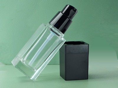 廠(chǎng)家定制香水噴霧瓶 玻璃乳液分裝瓶